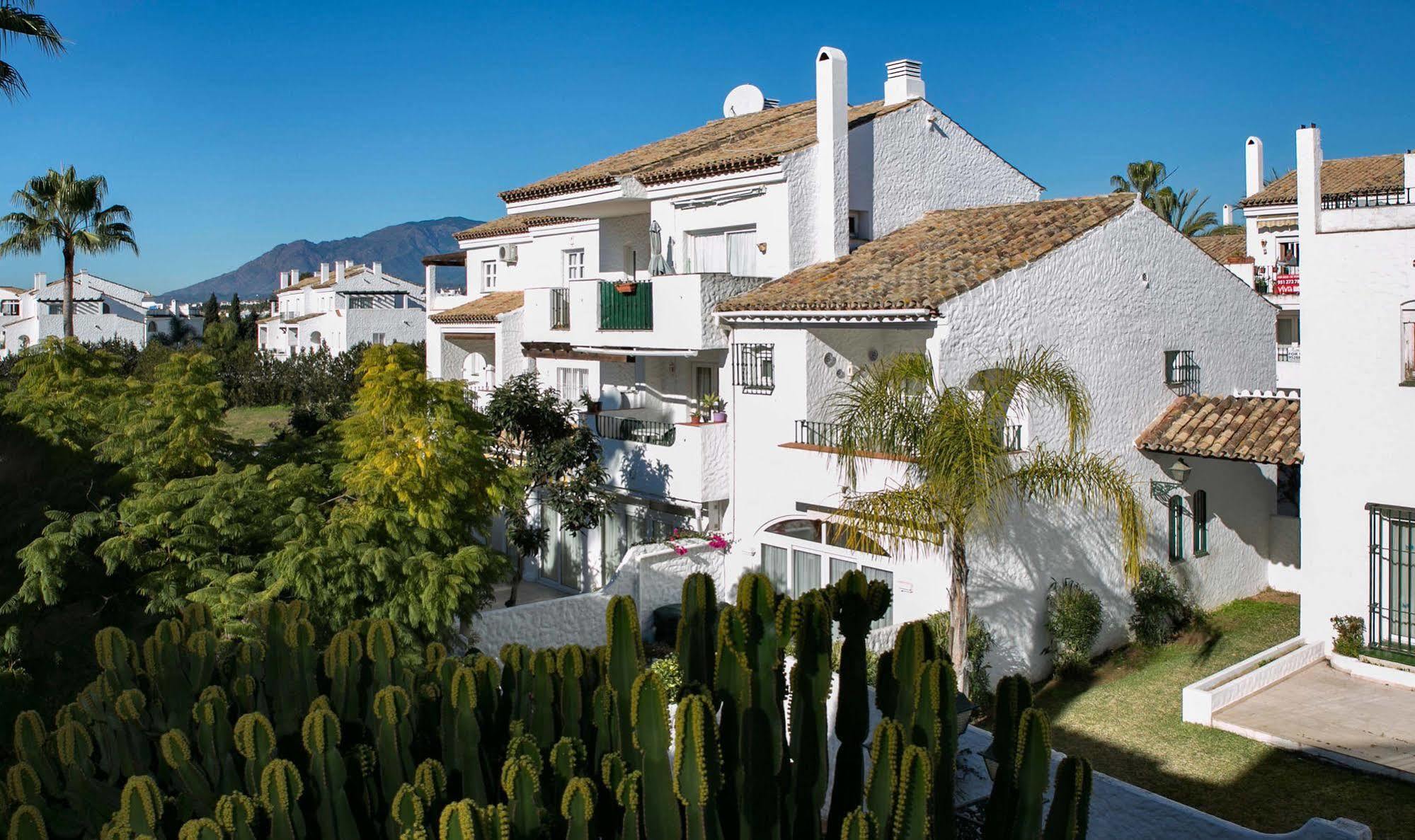 Ona Club Bena Vista Apartment Estepona Exterior photo
