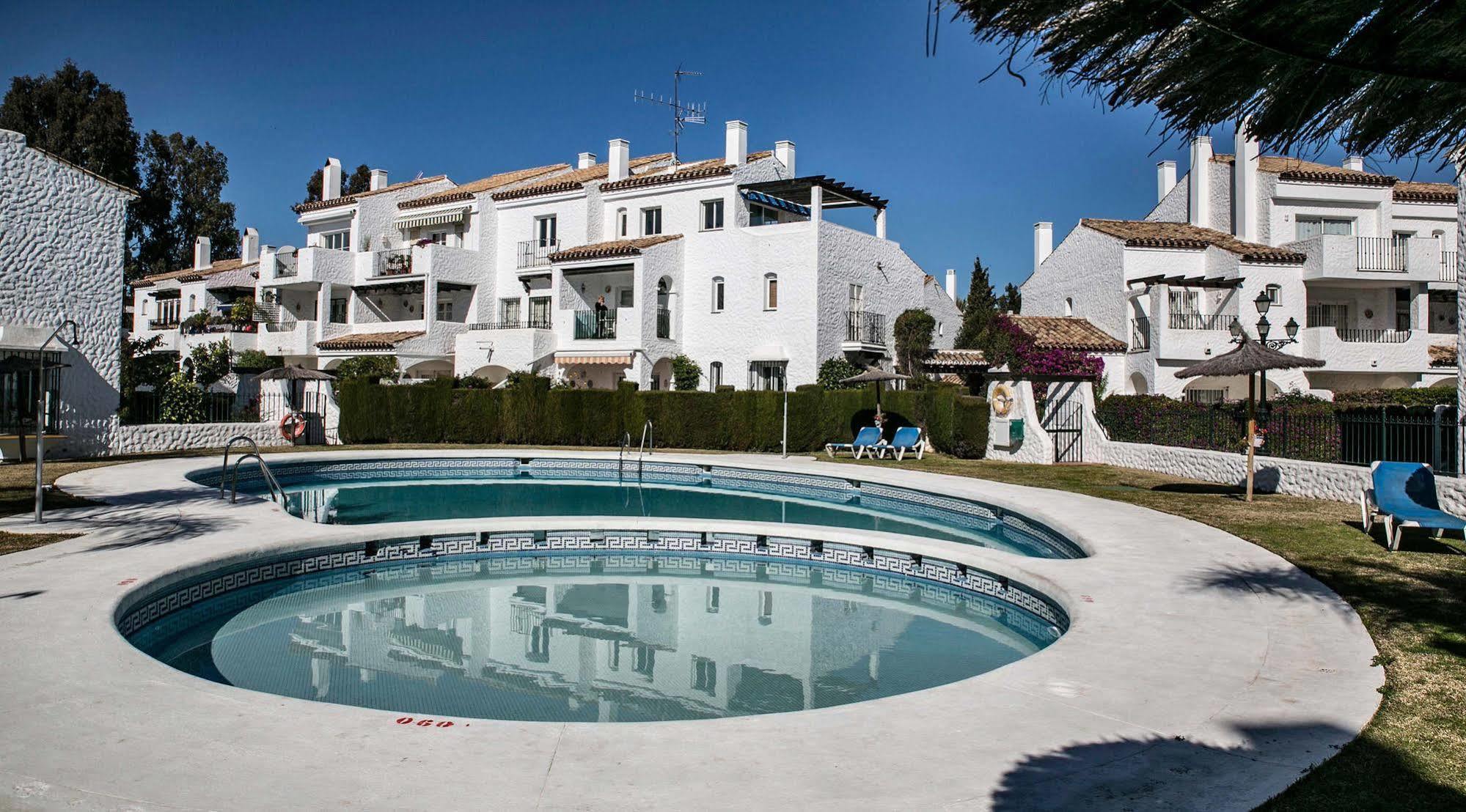 Ona Club Bena Vista Apartment Estepona Exterior photo